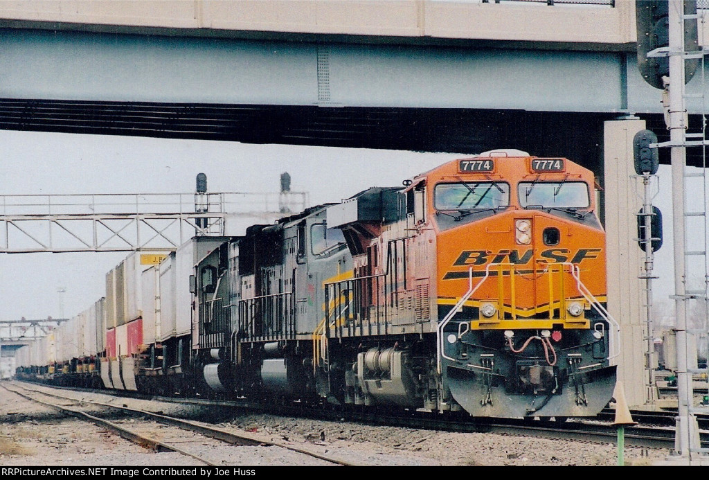 BNSF 7774 East